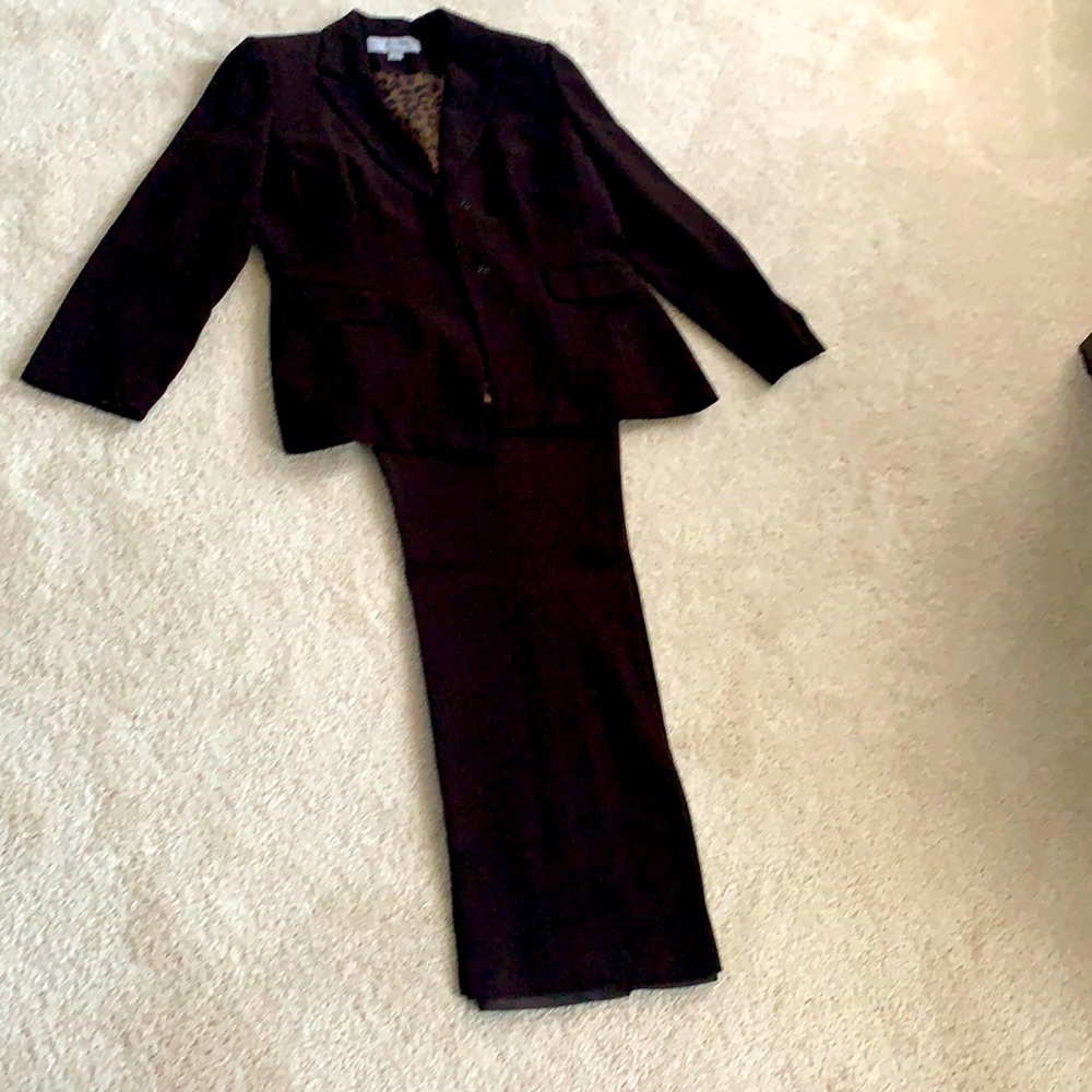 Sag harbor chocolate brown business suit size 14